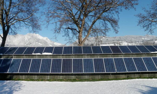 Lärmschutz mit Photovoltaik-Modulen in Biessenhofen/Ostallgäu